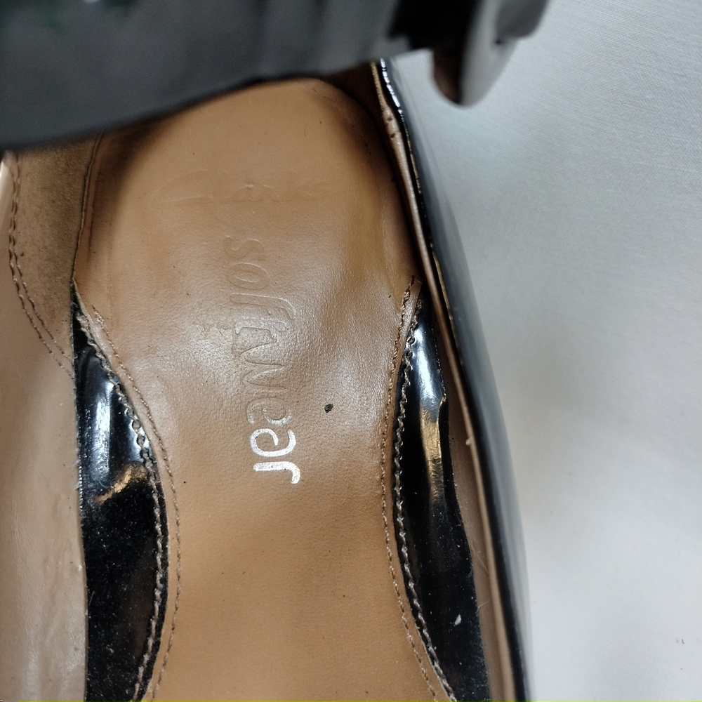 Clarks Capricorn Moon, Women's Ankle Strap Pumps - Picture 6 of 8